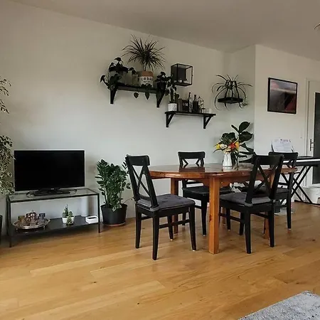 3 Zimmer Wohnung, Sehr Zentral Apartment Bern